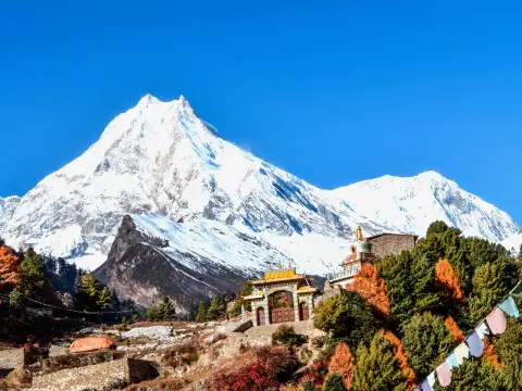 Manaslu Circuit Trek